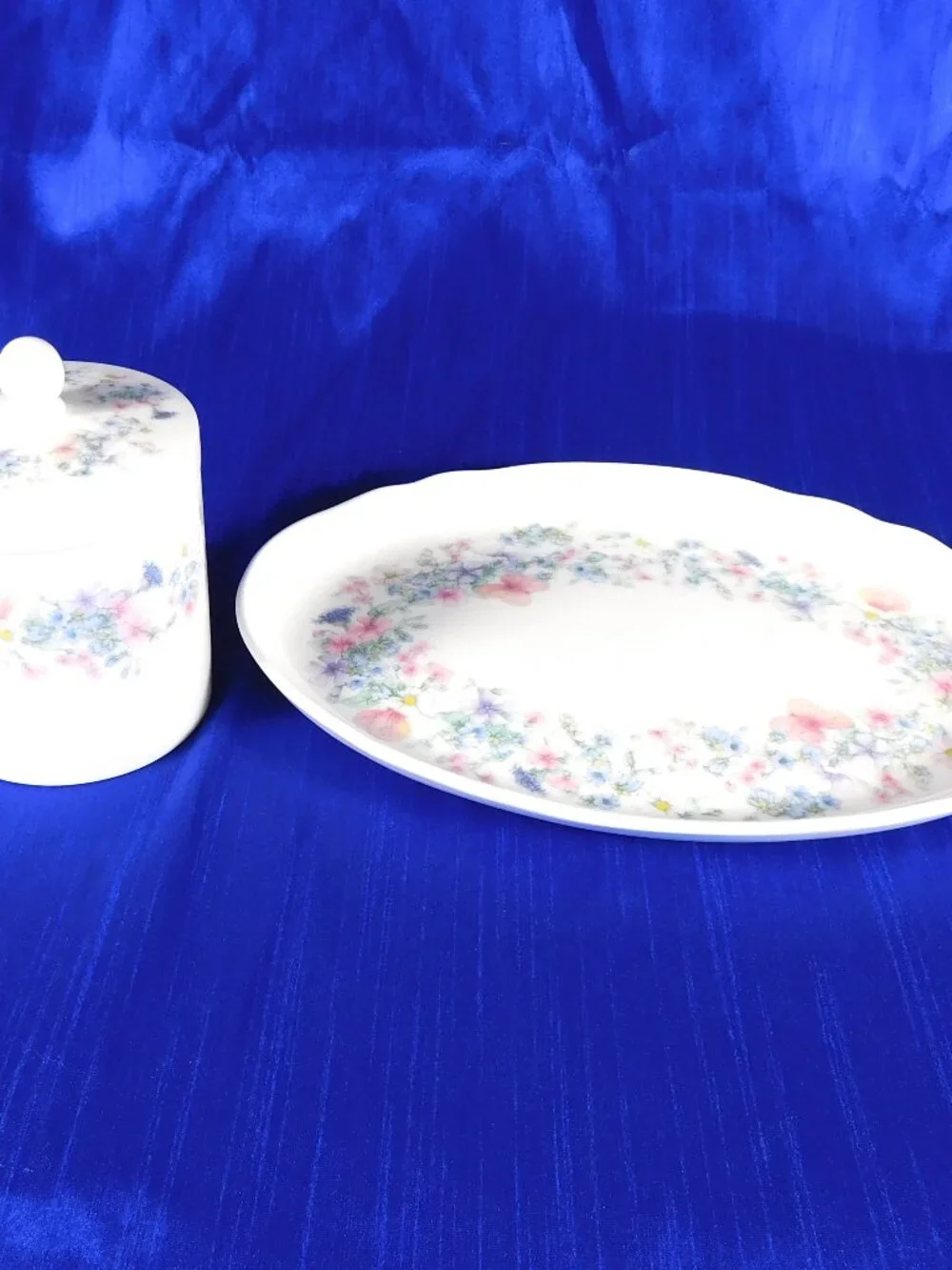 Wedgwood Angela Vanity Tray and Covered Ring/Trinket Dish  # 24718